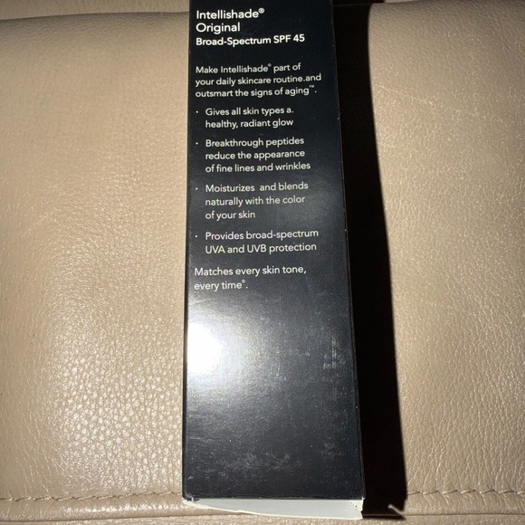 Revision Skincare Intellishade Original Tinted SPF - Picture 5 of 8